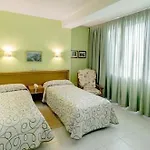Hotel Hotel Escuela San Cristobal 2*