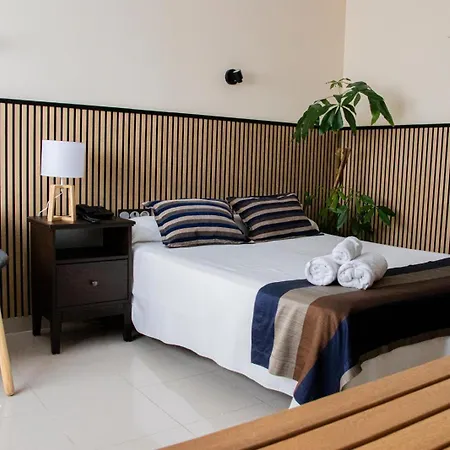 Hotel Escuela San Cristobal La Cisterniga