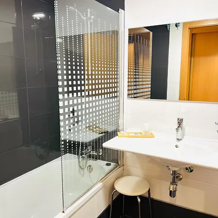 Hotel Escuela San Cristobal 2* La Cisterniga