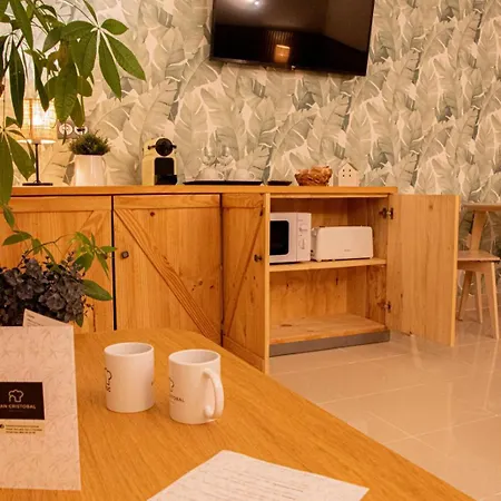 Szálloda Escuela San Cristobal 2*