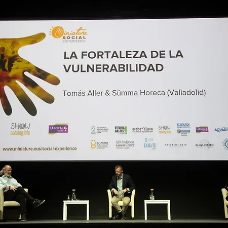 Hotel Escuela San Cristobal La Cisterniga