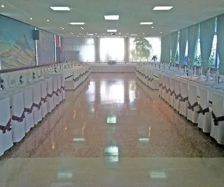 Отель Escuela San Cristobal Ла-Систернига