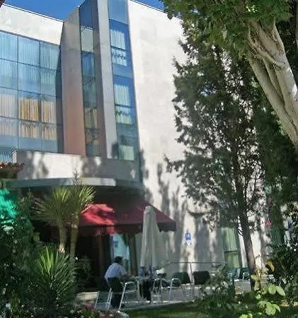 Hotel Escuela San Cristobal 2* La Cisterniga