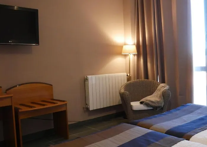 Szálloda Escuela San Cristobal La Cistérniga