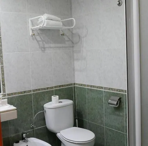 Escuela San Cristobal Hotel