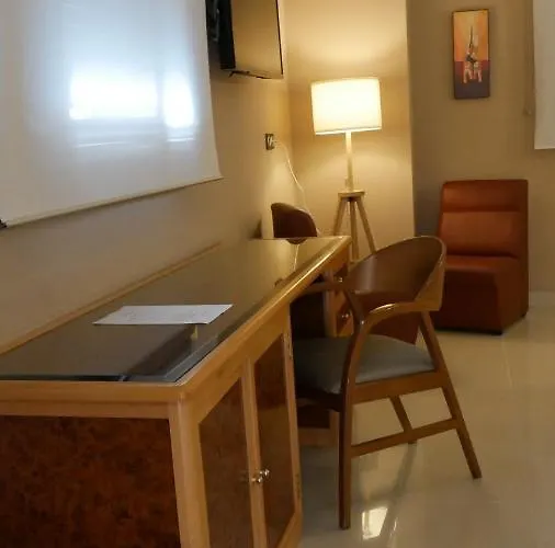 Escuela San Cristobal Hotel La Cistérniga