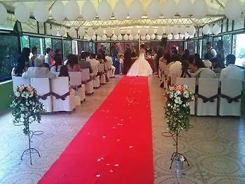 Escuela San Cristobal Szálloda