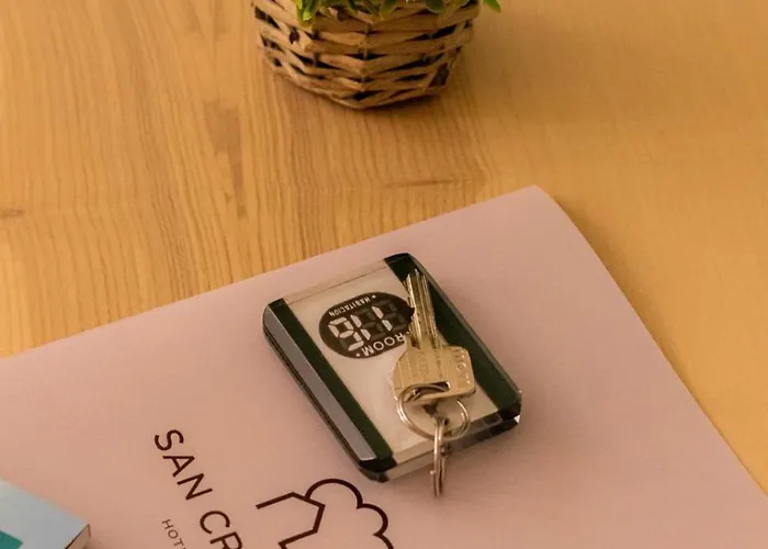 Escuela San Cristobal Szálloda 2*