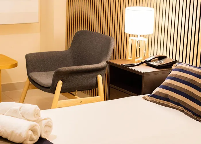 Escuela San Cristobal Szálloda La Cistérniga