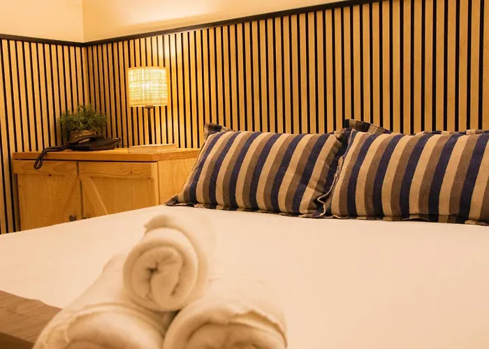 Szálloda Escuela San Cristobal 2*