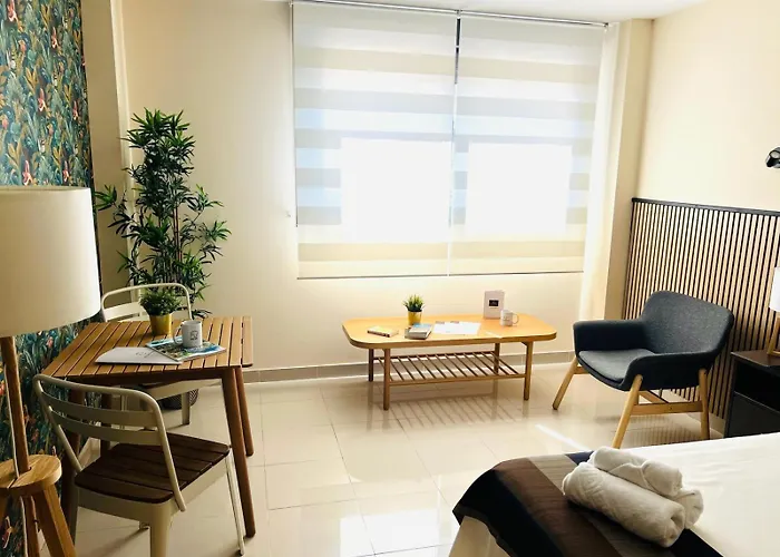 Szálloda Escuela San Cristobal La Cistérniga