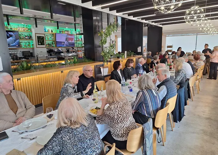 Escuela San Cristobal 2*