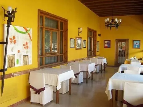 Escuela San Cristobal فندق La Cistérniga